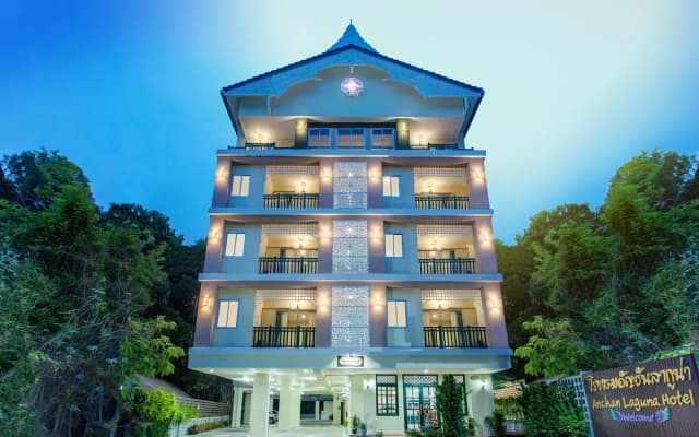 Anchan Laguna Hotel