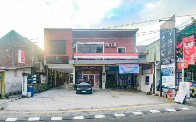 RedDoorz Syariah Near Sleman City Hall 4