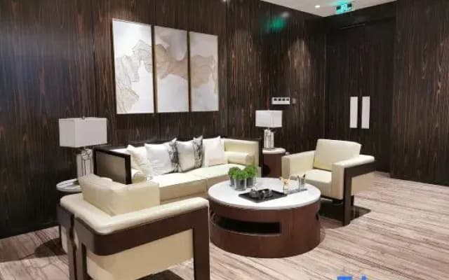 Yunfu Xinxing Xiangshun Junzhou Hotel