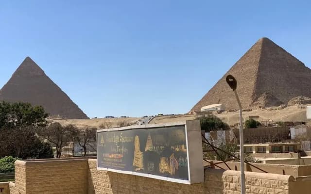 Giza Pyramids View Inn