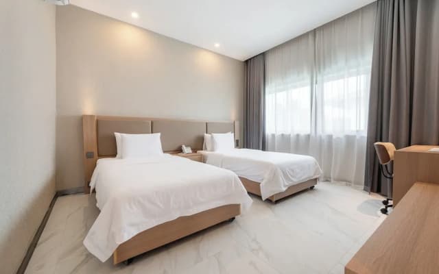 Argo Pattaya Resort and Villas