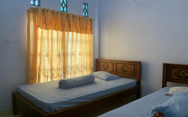 OYO 90816 Wisma Awal Fajar Syariah