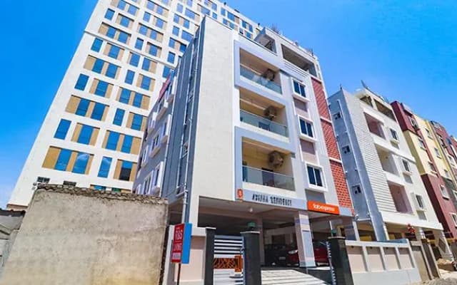 FabHotel SR Hitech City