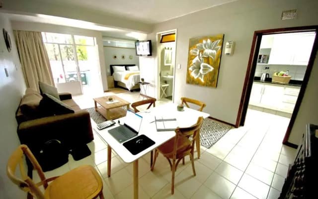 Laboria 102 & 103 (Adults Only)