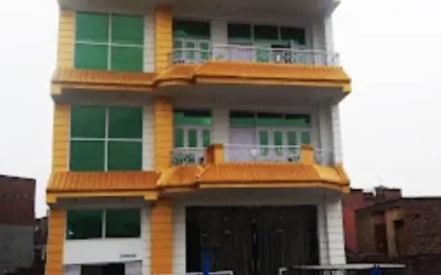 Shri Drona Hotel