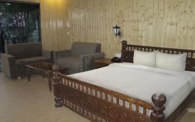 KVR Clarks Inn, Kufri