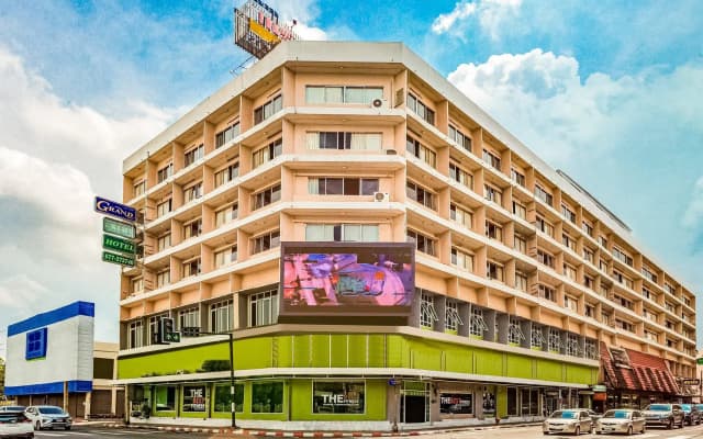 Grand Thara Hotel