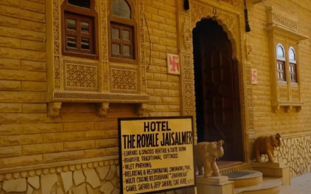 Hotel The Royale