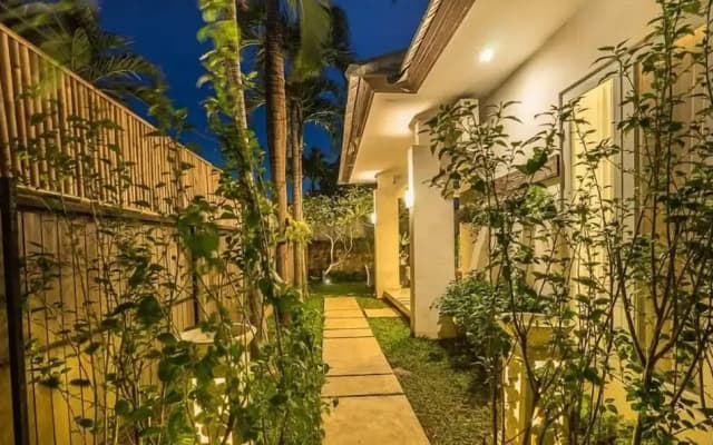 Villa Putih Berawa