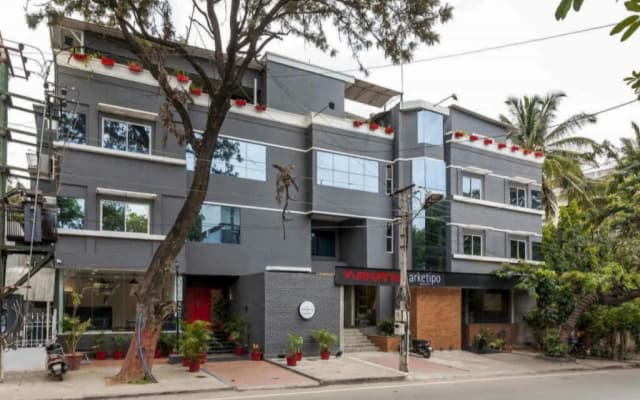 12 th Avenue-A Suite Hotel