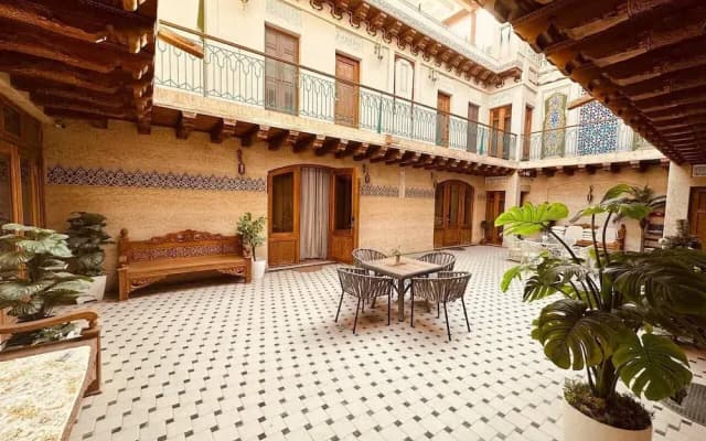 Asal Hotel by Asel