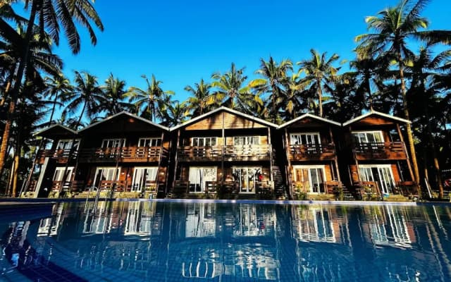 Seclude Eco Cottages