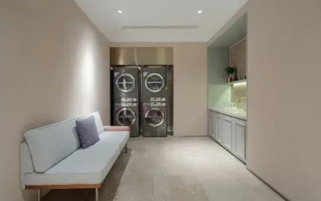 Mercure Urumqi High-speed Railway Station