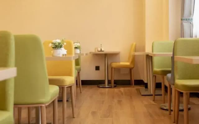 Greentree Inn Fuyang Funan County Tianzhu Plaza Bu