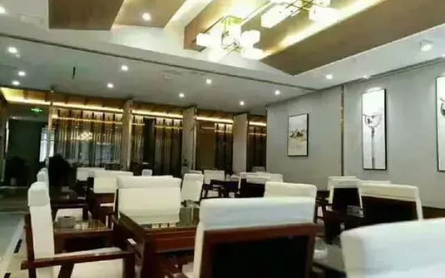 Xichongyang City Hotel