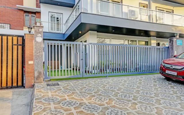 Homefort Stays, Millennium City Centre Gurugram