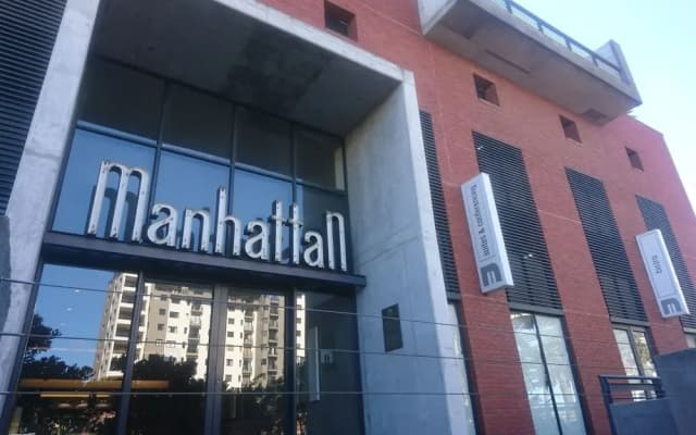 Manhattan 808 by CTHA