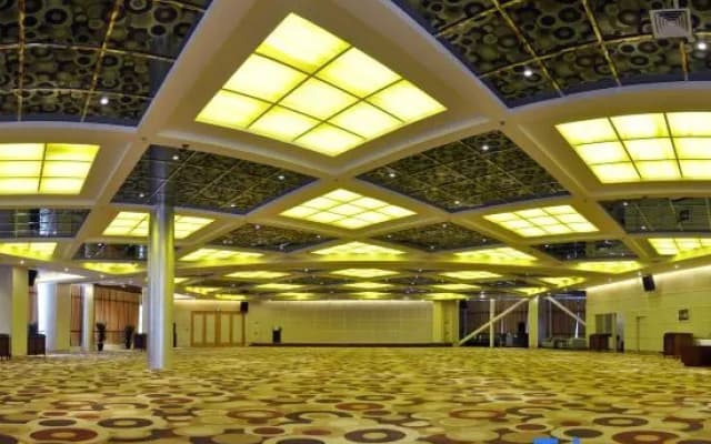 Solar Valley Micro-E International Hotel