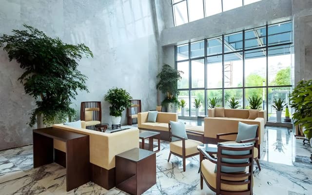 Vienna International Hotel (Wuhan Workers' Culture Palace Jiyuqiao Metro Station)