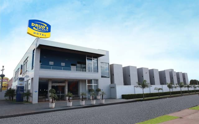 Drud`s Express Hotel