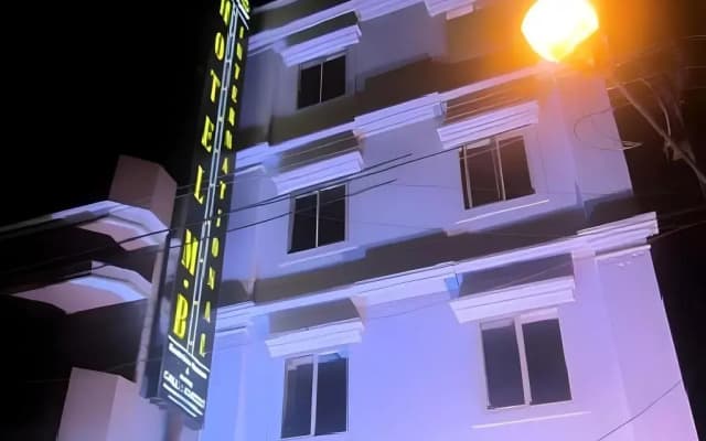 Hotel MB International