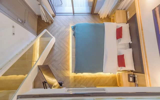 Room-heinemann Hotel Loft Suite With two