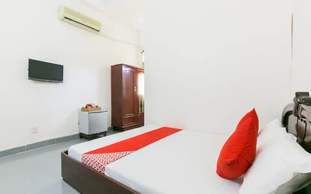 T90 Guest House
