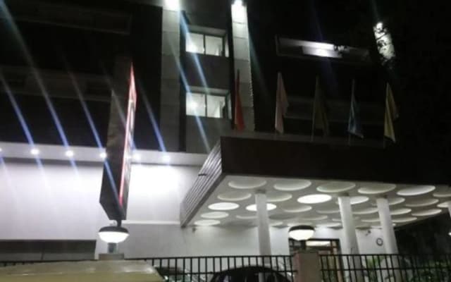 Hotel Raviraj