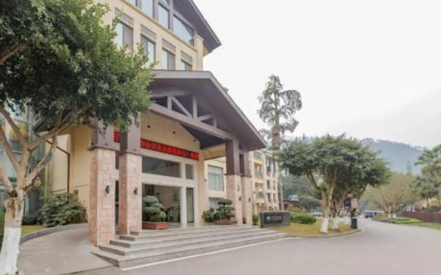 Tongjing River Hotel