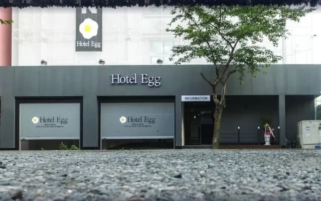 Hotel Egg