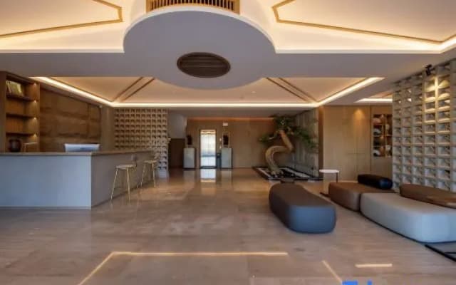 Tinghuyin Homestay (Yangzhou Slender West Lake Scenic Area)