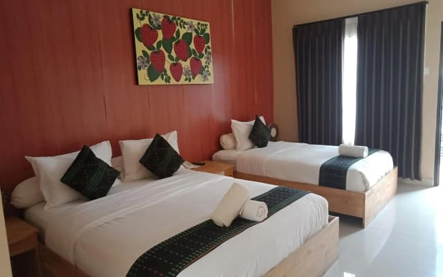 Exotic Komodo Hotel