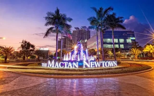 8 Newtown Boulevard by SIET