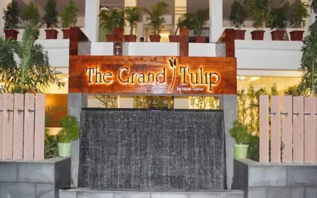 The Grand Tulip