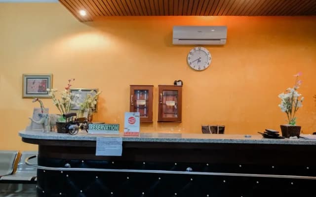 OYO 1190 Ndalem Katong Guest House