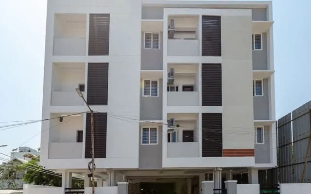 OYO Flagship 24070 Thirupathi Nagar