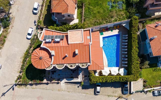 Cunda Giritlioğlu Otel