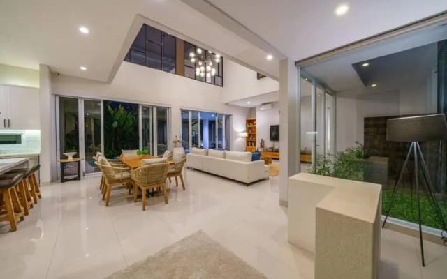 Villa Ammanya - Modern 3-bedroom luxury villa in amazing location!