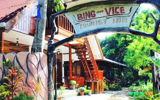 BING-VICE TOURIST INN Port Barton