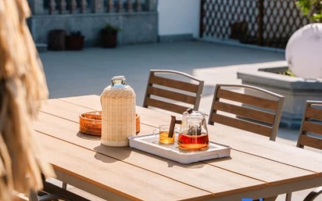 Suzhou Yinghu Suoyuan Homestay (Taihu Lake Eastern Mountain Scenic Area)