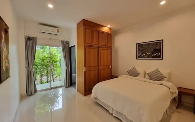 Villa Baan Lalle Pool and Spa