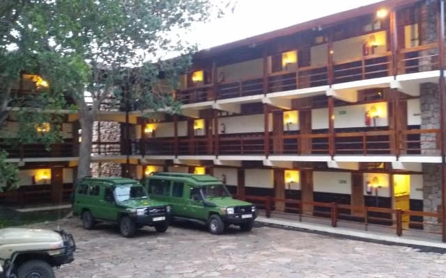 Lobo Wildlife Lodge