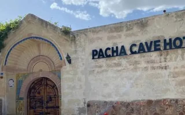 Pacha Cave Hotel