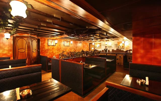Hotel Brijwasi Royal