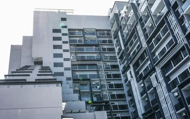 Imperio Residence Seafront by Perfect Host