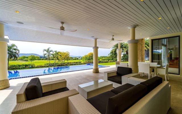 Luxury Mansion On Golf Course - BMG5