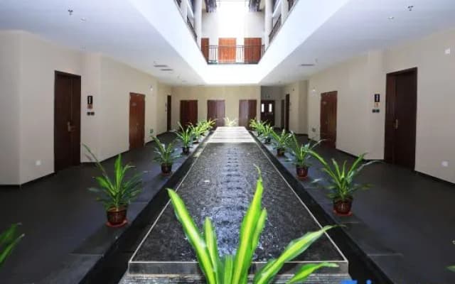 Yipin Yunjing Resort Hotel