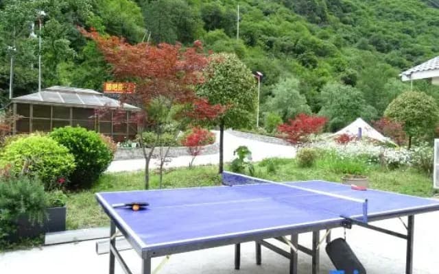 Xiaoyue Qinglan Garden Private Hot Spring Hotel (Lixiao Road Branch, Bipenggou Scenic Area)