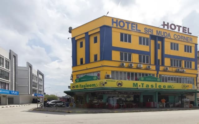 Hotel O Sri Muda Corner Sdn Bhd