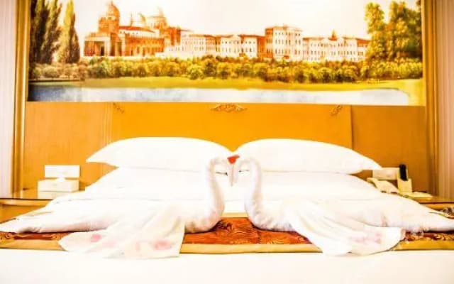 Vienna Hotel (Hengyang Railway Station)